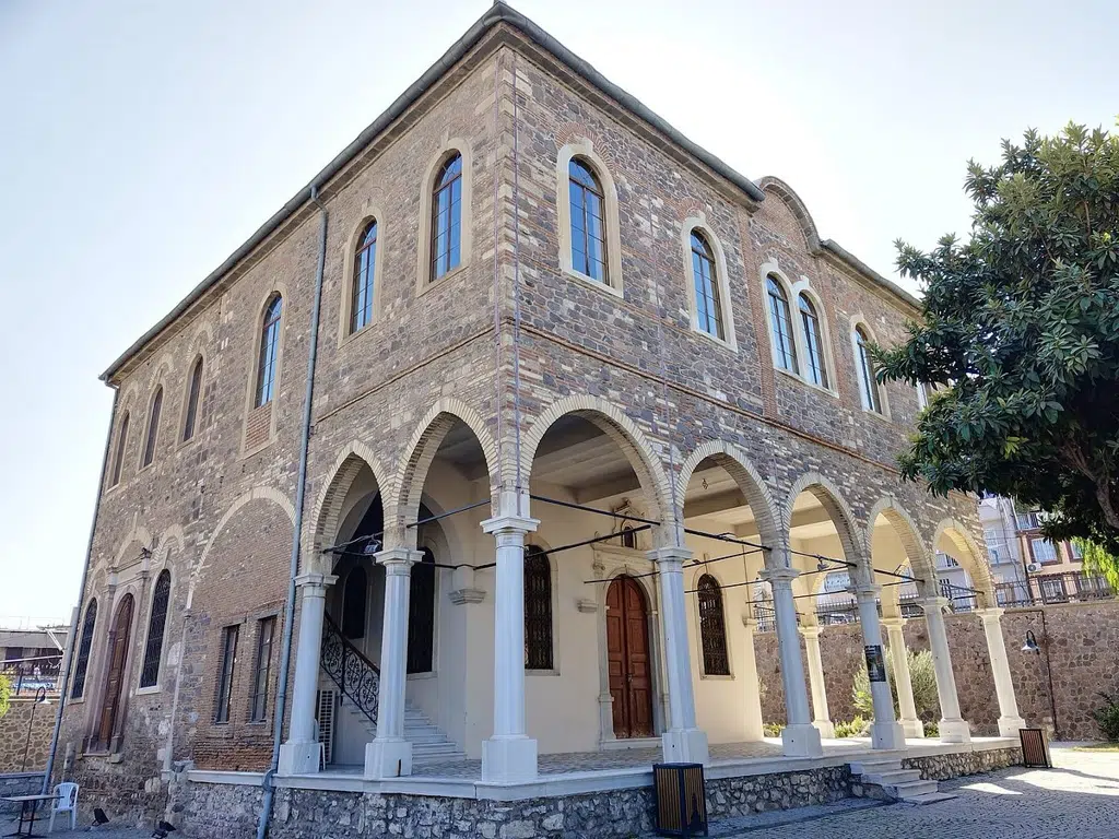 Gallery image